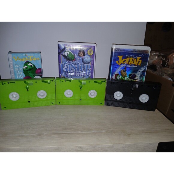 Lot Of 3 Veggie Tales VHS Tapes Jonah, Dave & The Giant Pickle & An Easter Carol - Picture 8 of 16